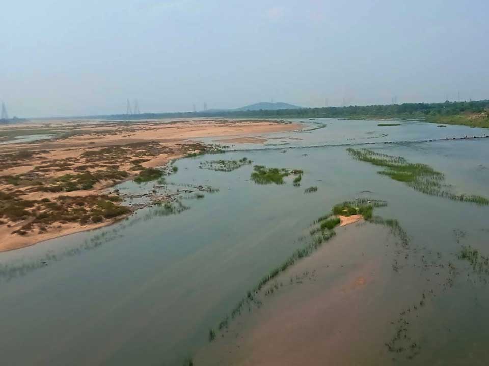 Wainganga-river
